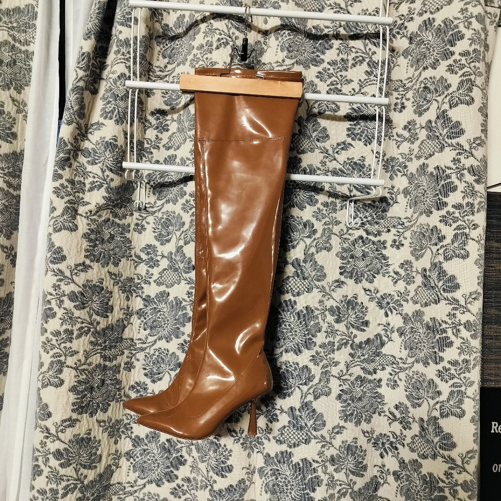 High knee boots